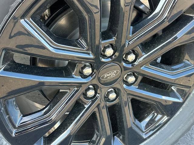 New 2025 Ford F150 Lariat w/ Equipment Group 502A High image 15