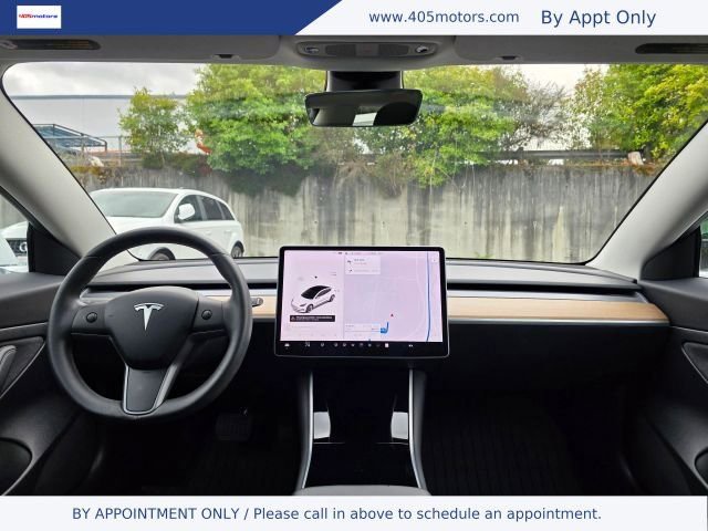 Used 2020 Tesla Model 3 Standard Range Plus image 11