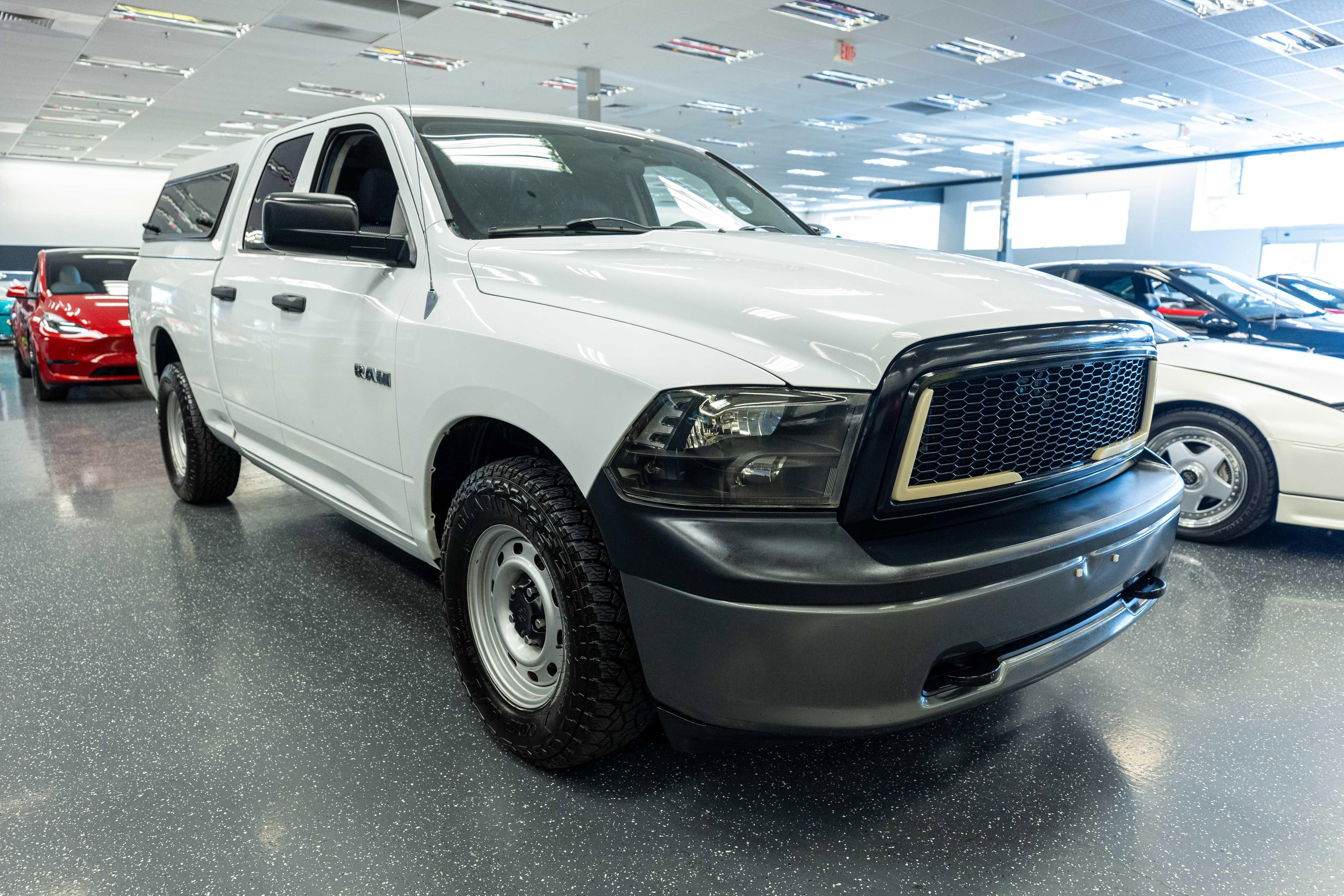 Used 2010 Dodge Ram 1500 Truck ST w/ ST Popular Equipment Group AWD/4WD image 3