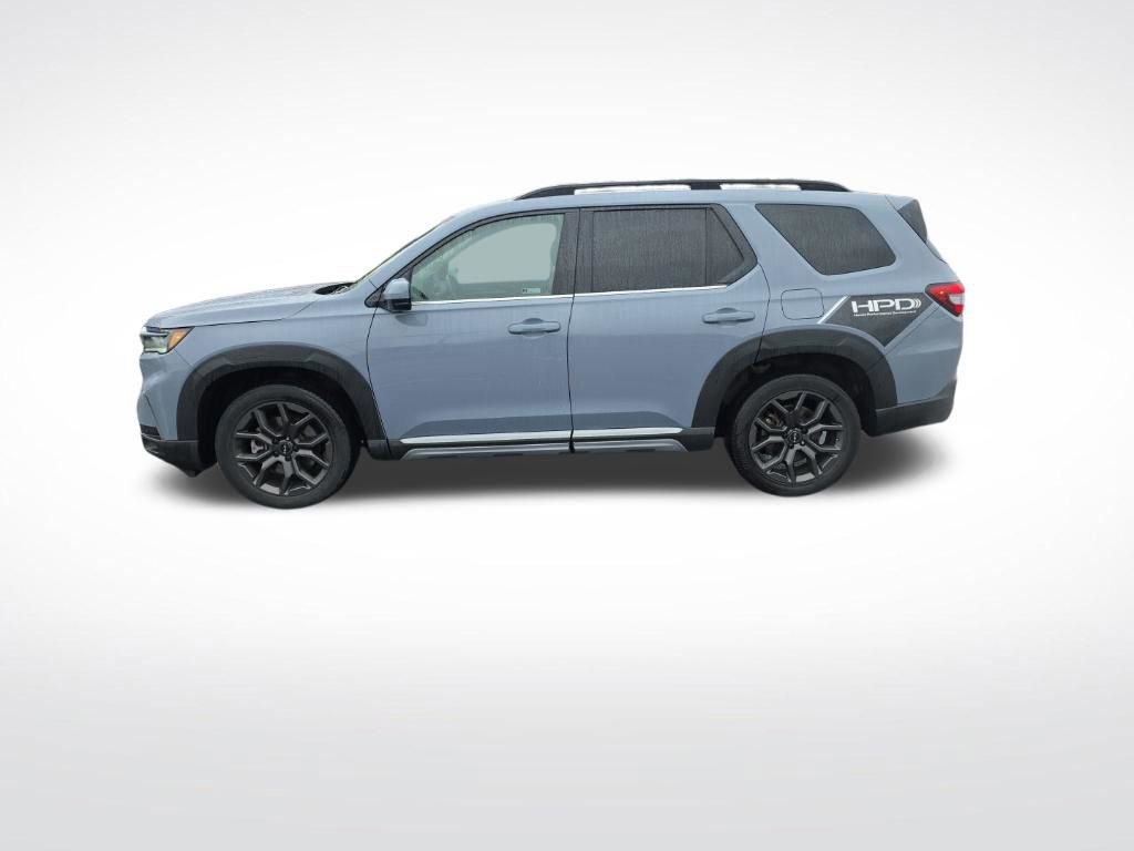 Used 2023 Honda Pilot Elite image 4