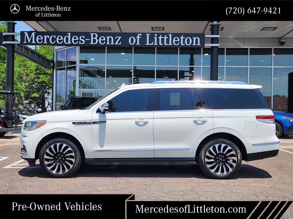 Used 2024 Lincoln Navigator Black Label AWD/4WD image 4