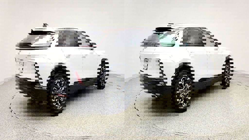 Used 2024 Cadillac Lyriq Sport w/ LPO, Floor Liner Package image 5