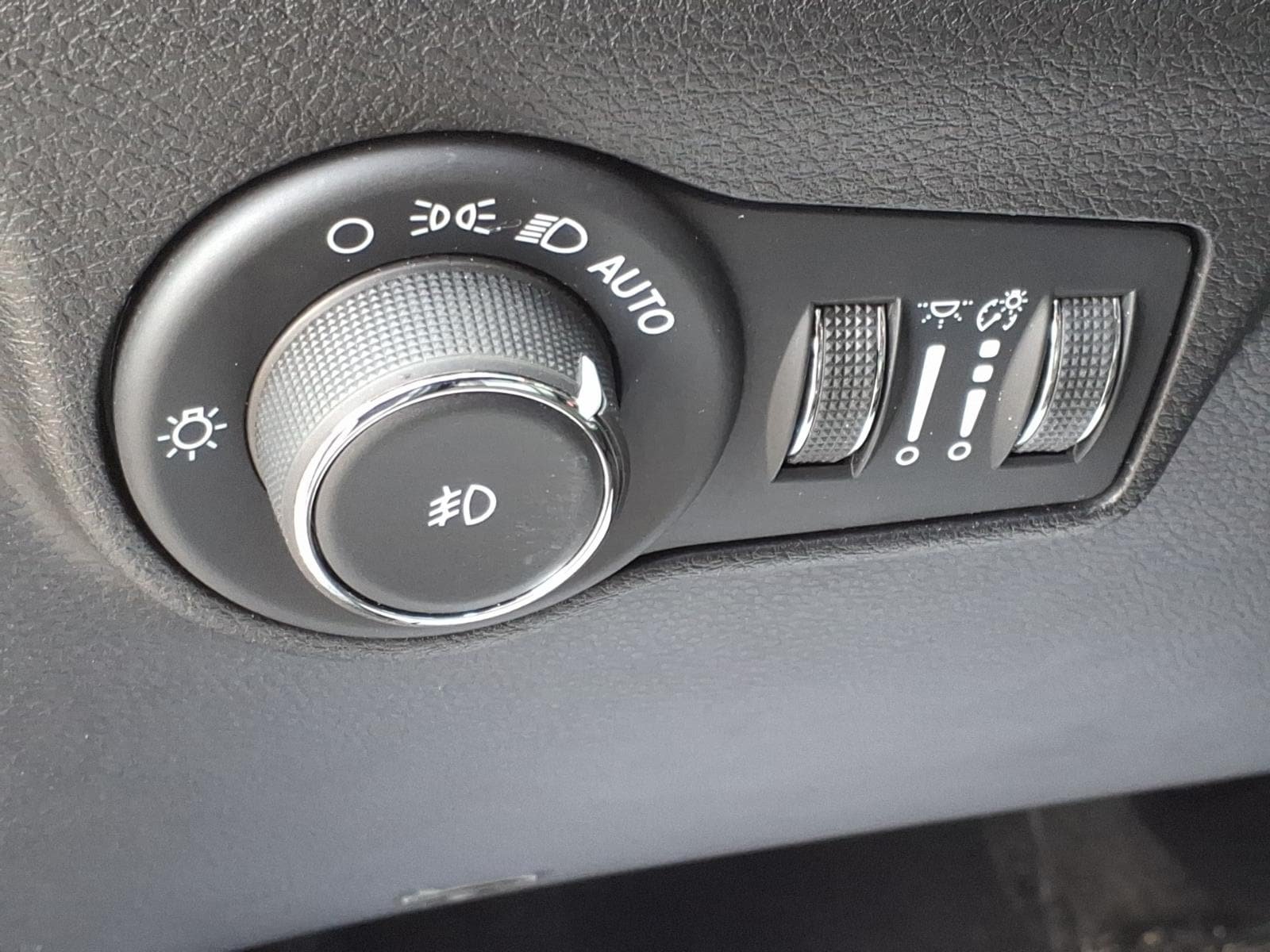 Used 2024 Jeep Compass Limited AWD/4WD image 15