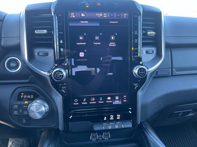 New 2026 RAM 1500 Laramie w/ Sport Appearance Package AWD/4WD image 32