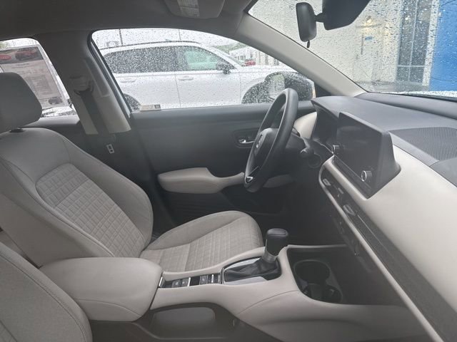 Used 2023 Honda HR-V LX image 16