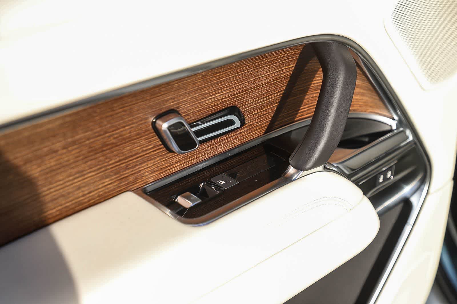 New 2026 Land Rover Range Rover SE AWD/4WD image 18