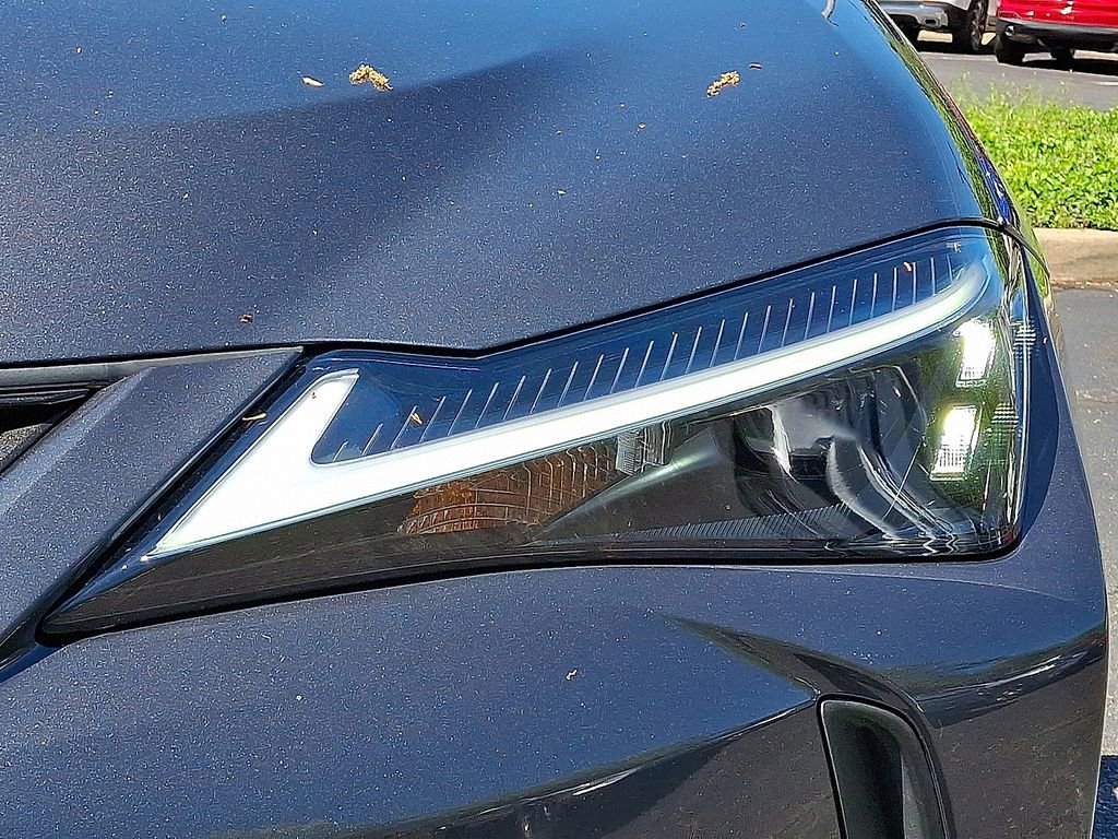Certified 2023 Lexus UX 250h FWD w/ Premium Package image 27