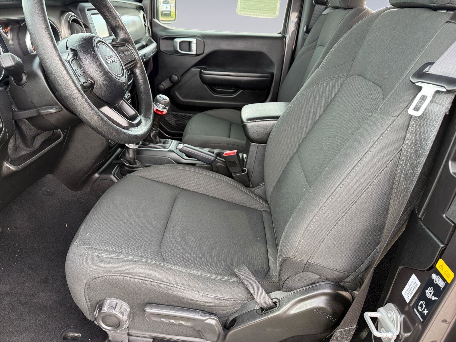 Used 2021 Jeep Wrangler Sport image 10