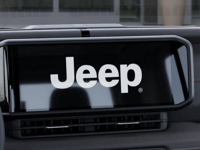 New 2025 Jeep Gladiator Rubicon AWD/4WD image 90