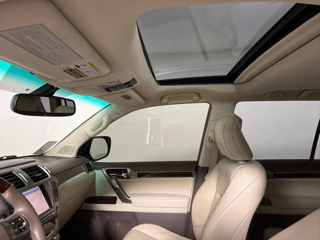 Used 2015 Lexus GX 460 Luxury image 34