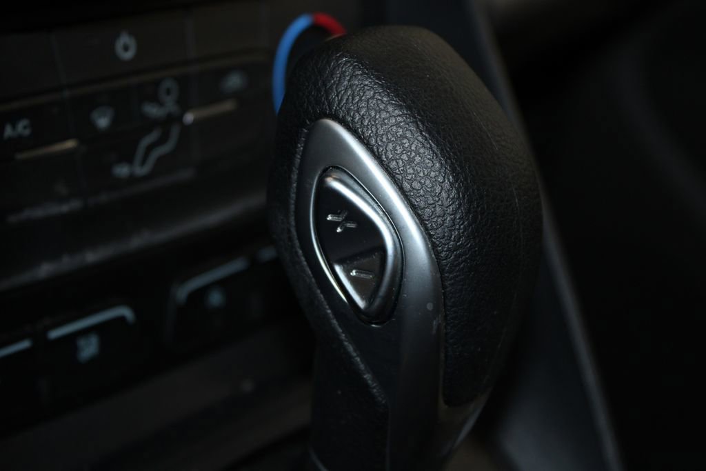 Used 2020 Ford Transit Connect XL image 42