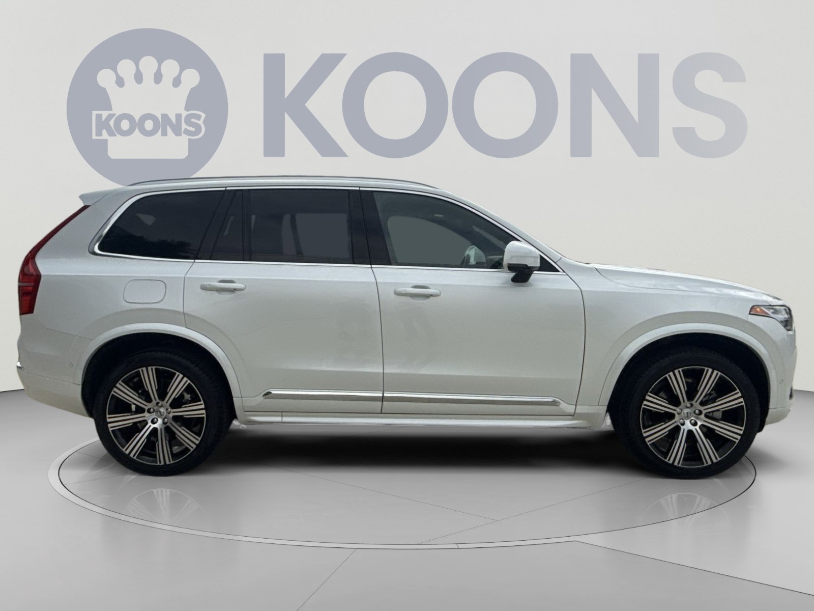 Certified 2024 Volvo XC90 B6 Ultimate w/ Protection Package Premier AWD/4WD image 8