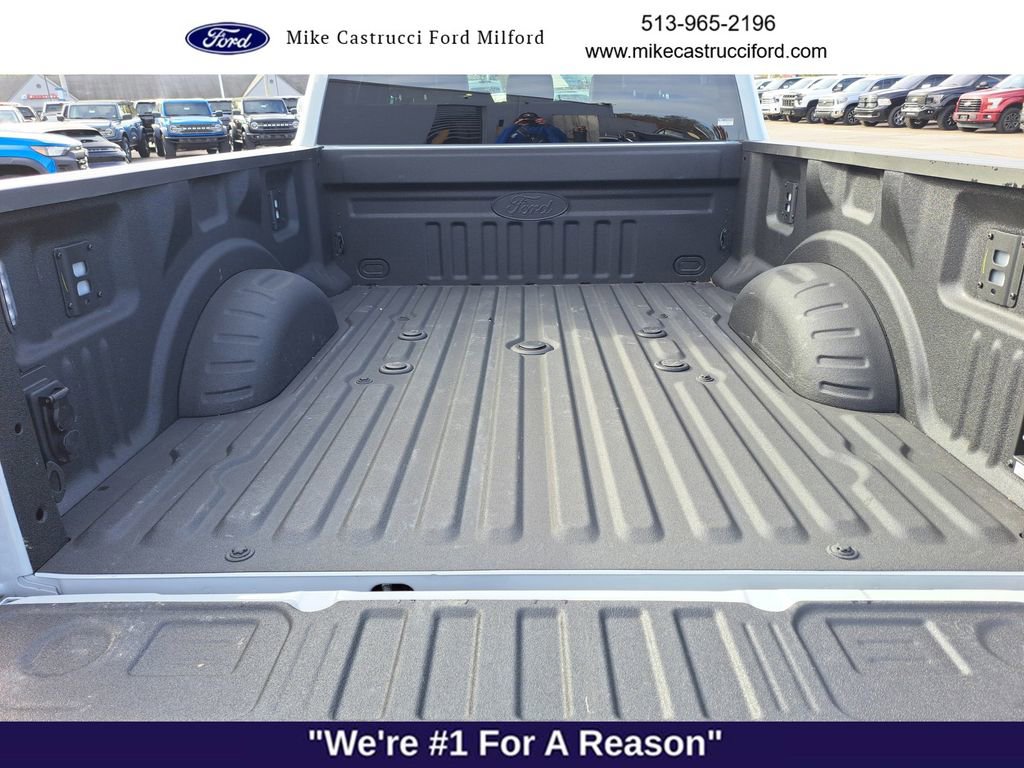 Used 2025 Ford F250 Lariat w/ Tremor Off-Road Package image 27