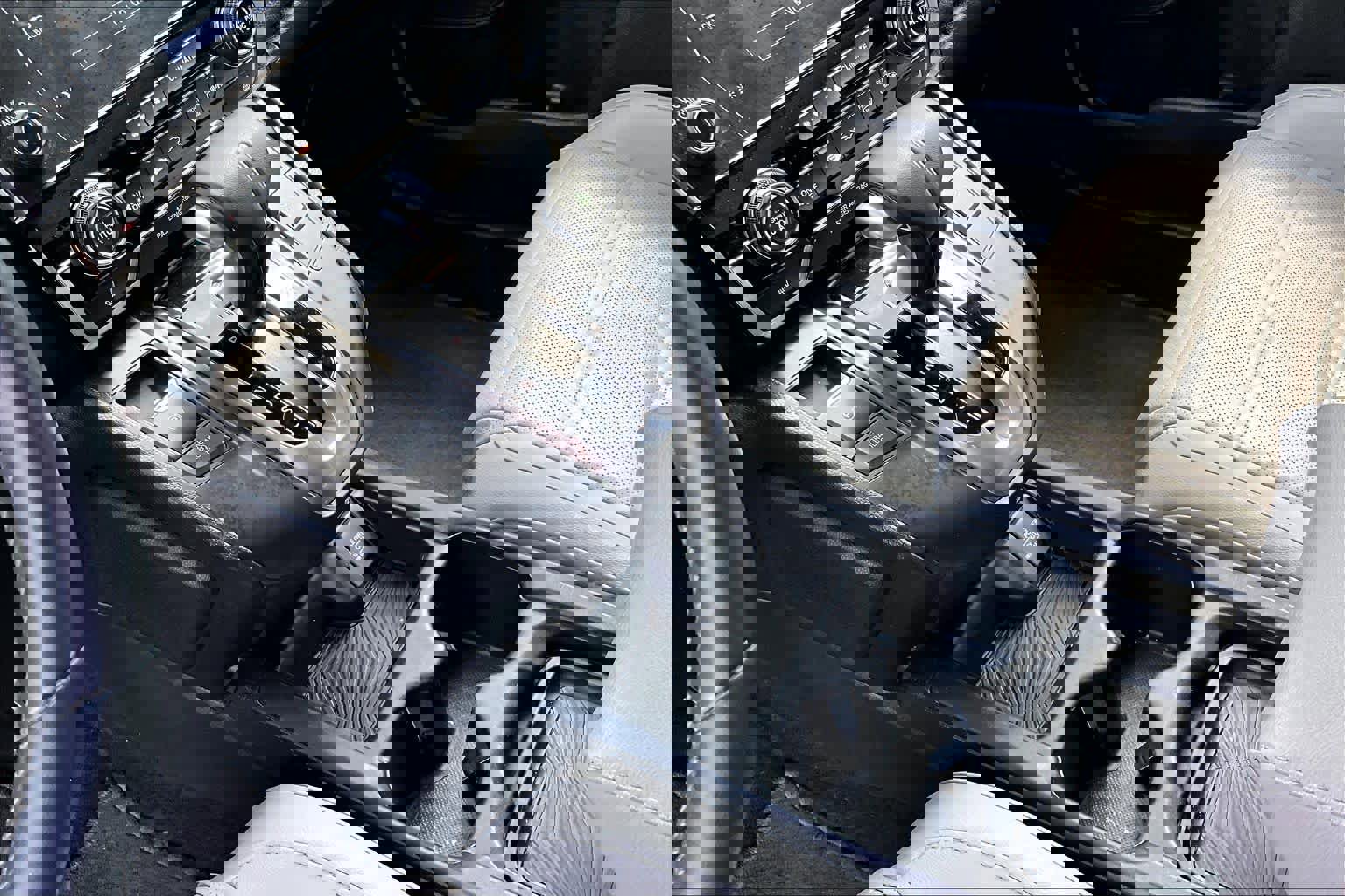 Used 2018 Honda CR-V EX-L image 17