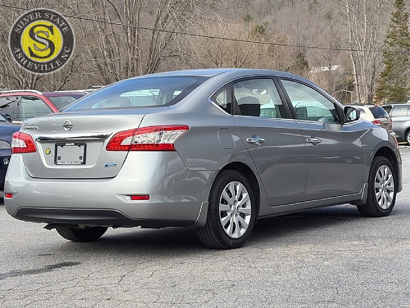 Used 2014 Nissan Sentra S image 6