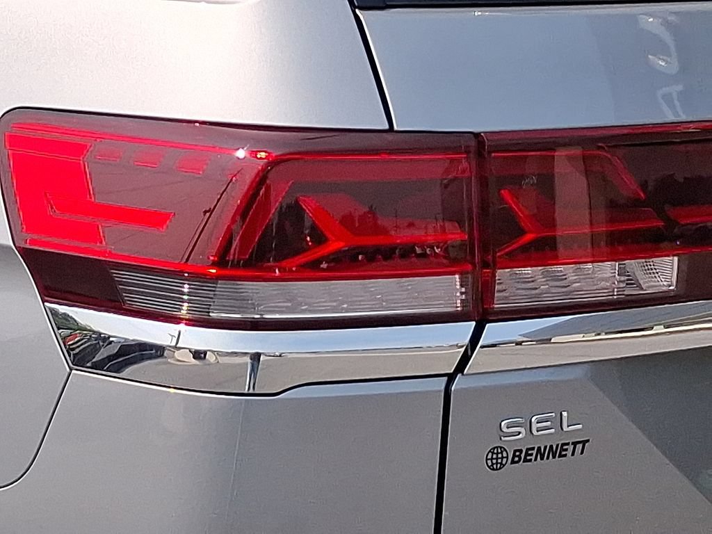 Used 2024 Volkswagen Atlas SEL AWD/4WD image 10