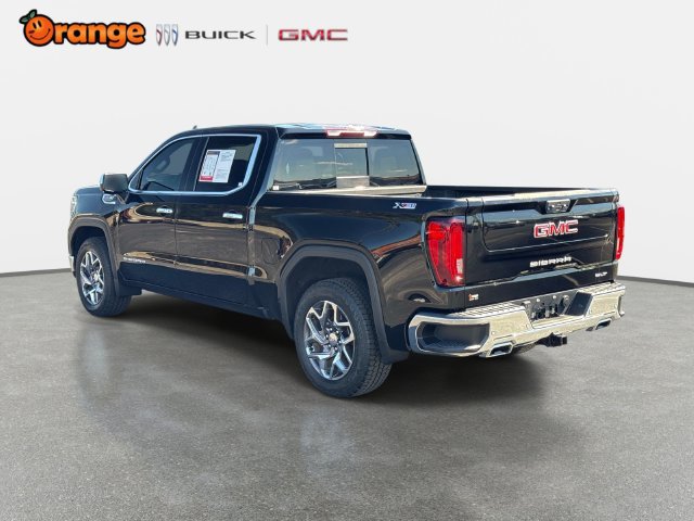Used 2025 GMC Sierra 1500 SLT w/ SLT Premium Plus Package AWD/4WD image 5