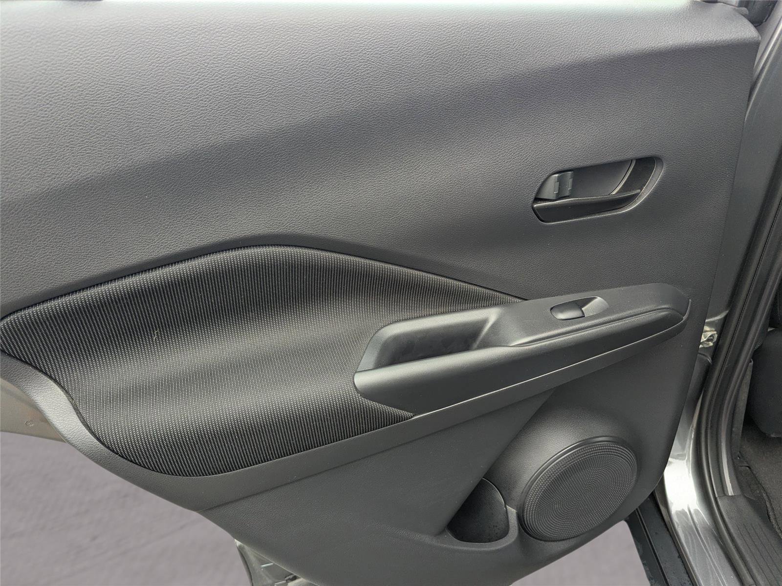 Used 2023 Nissan Kicks S image 26