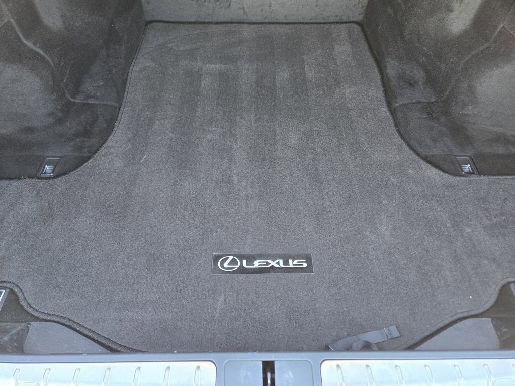 Used 2021 Lexus LS 500 w/ Interior Upgrade Package image 40