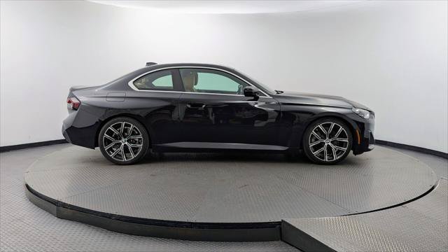 Used 2022 BMW 230i Coupe w/ Convenience Package RWD image 9