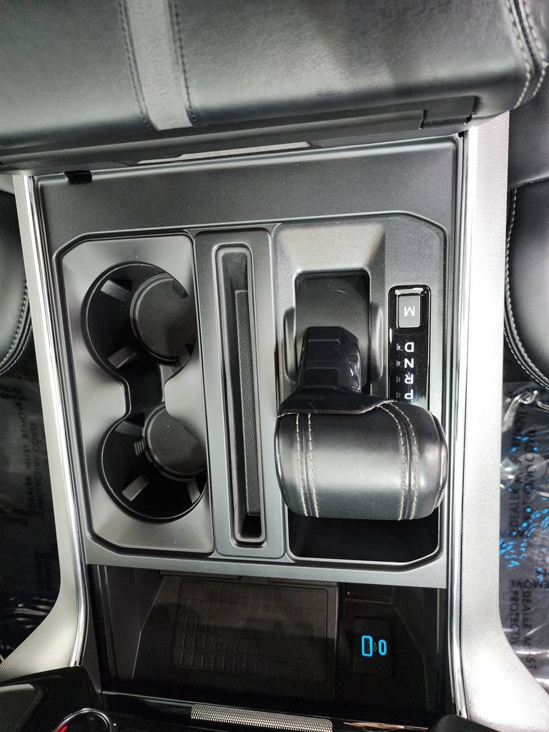 Used 2022 Ford F150 Platinum w/ Equipment Group 701A High AWD/4WD image 21