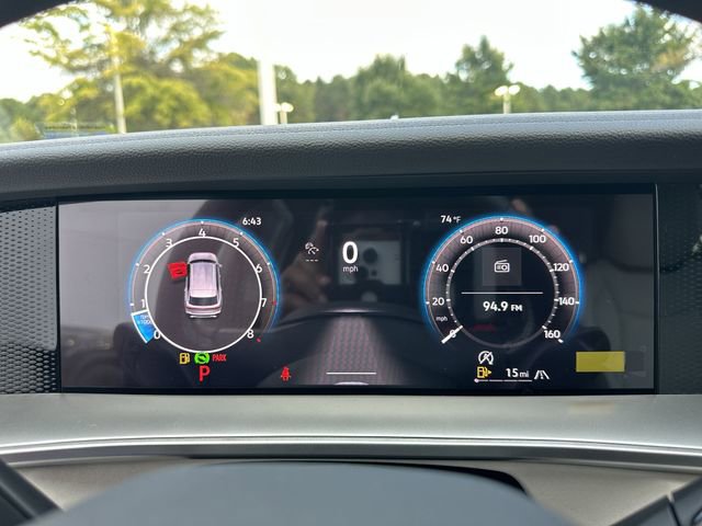 New 2025 Volkswagen Tiguan SE image 15