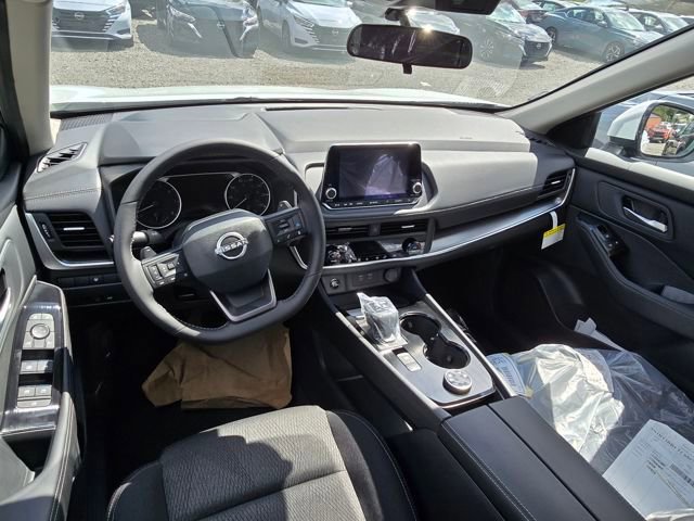 New 2026 Nissan Rogue SV image 6