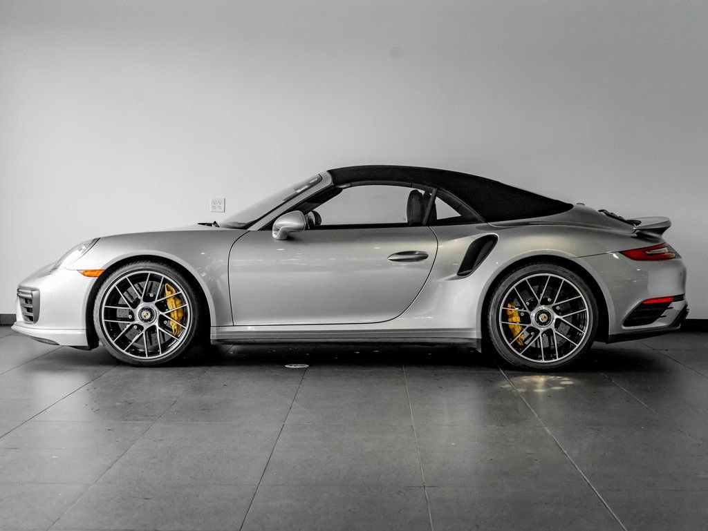 Used 2019 Porsche 911 Turbo S image 2