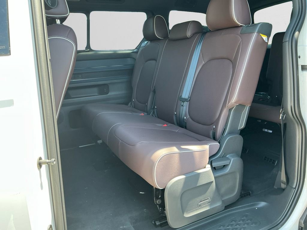 New 2025 Volkswagen ID. Buzz Pro S image 12