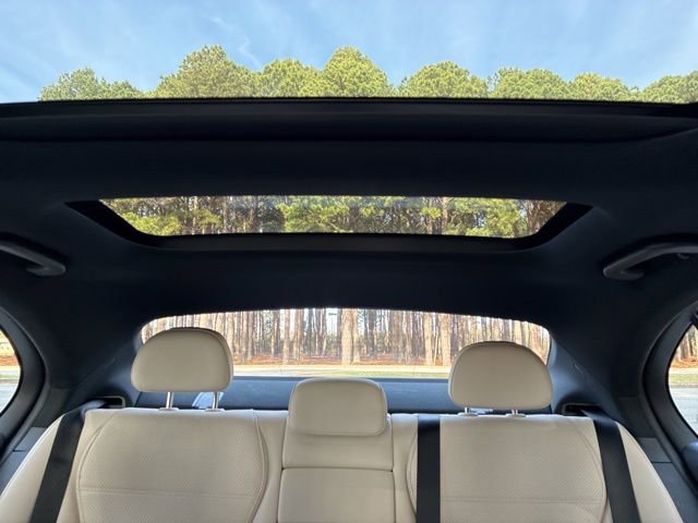 Used 2023 Mercedes-Benz C 300 Sedan image 32