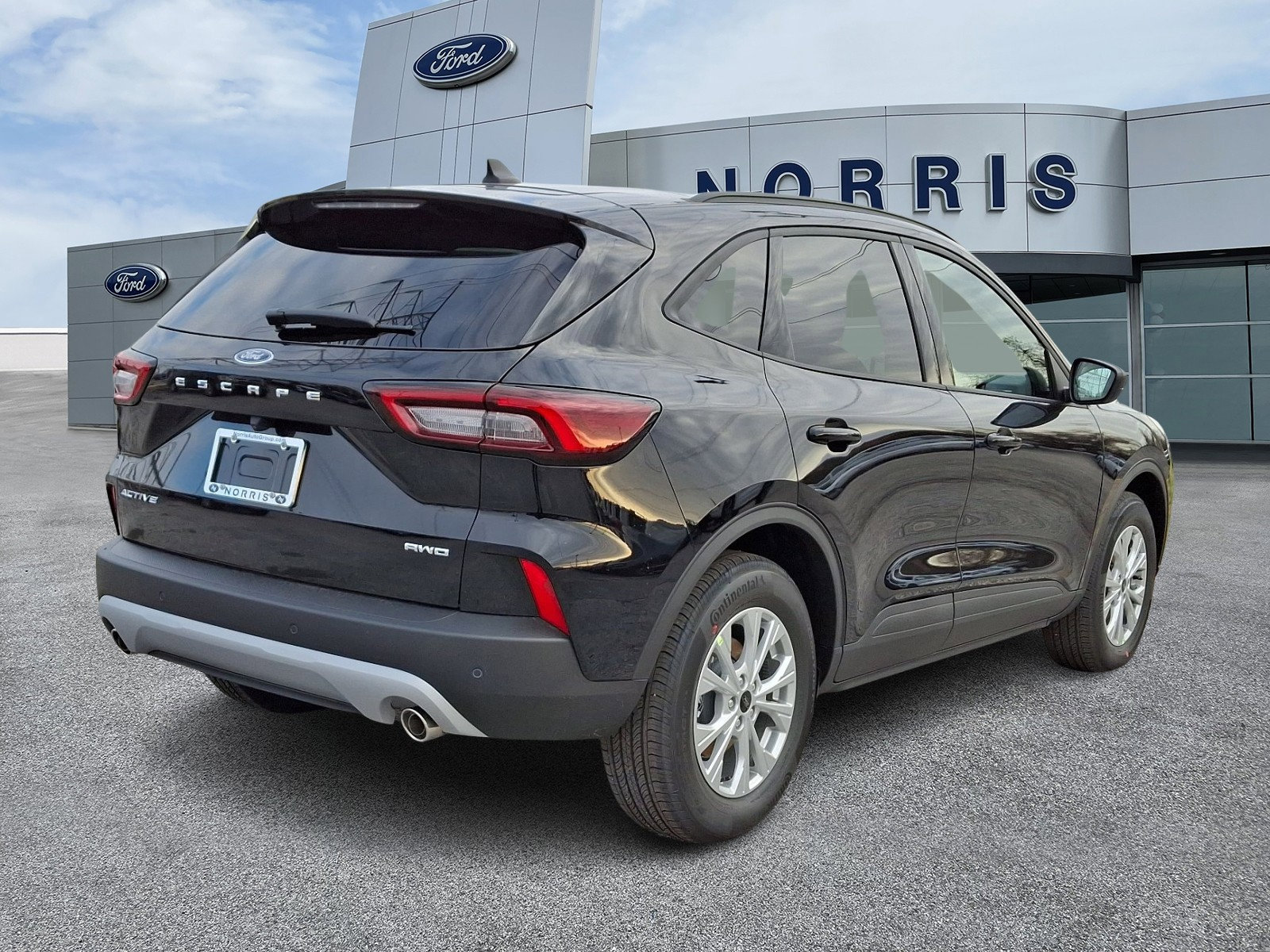 New 2025 Ford Escape Active w/ Active Premium Tech Pack image 4