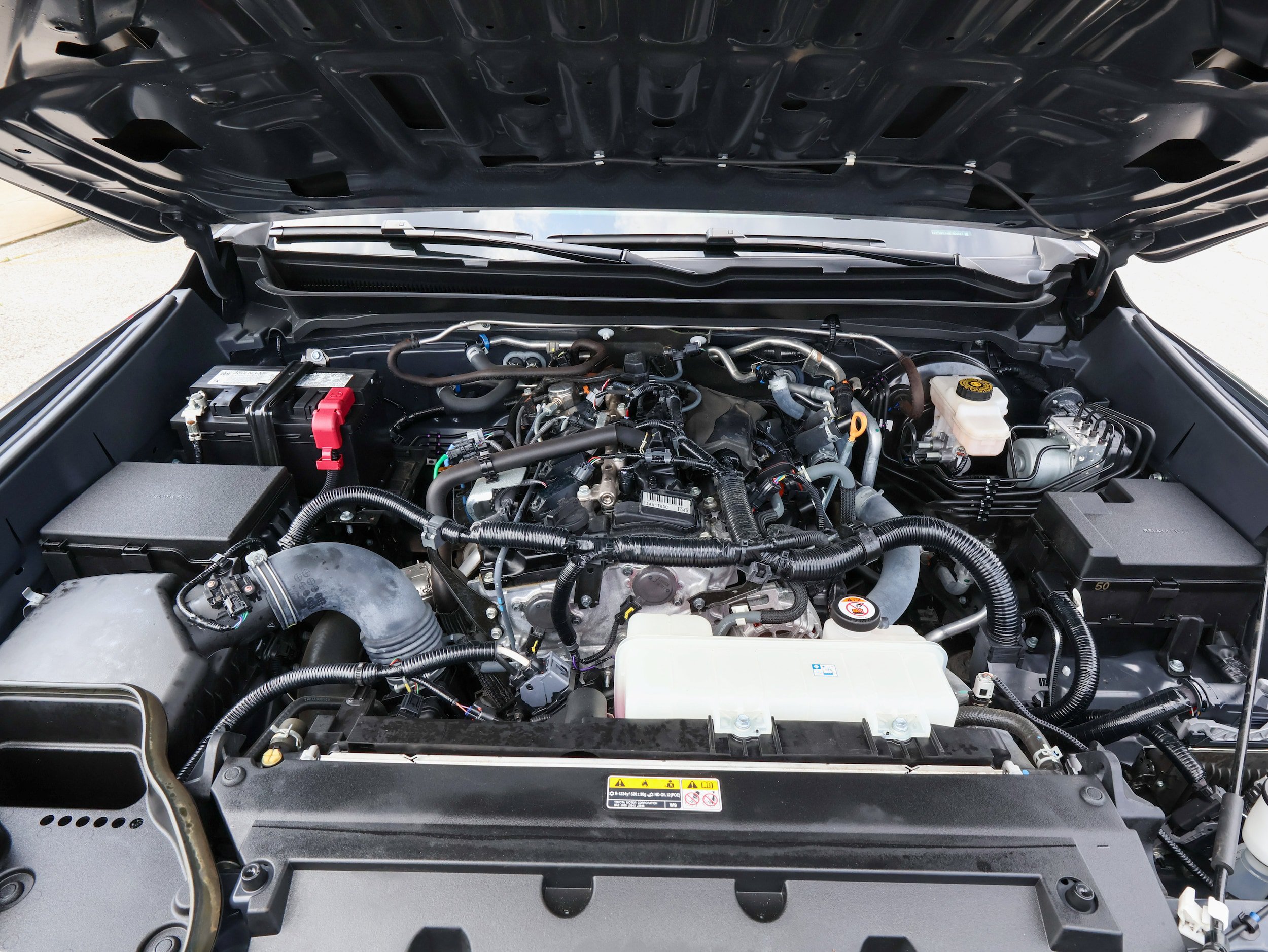 Used 2024 Toyota Tacoma SR5 AWD/4WD image 33