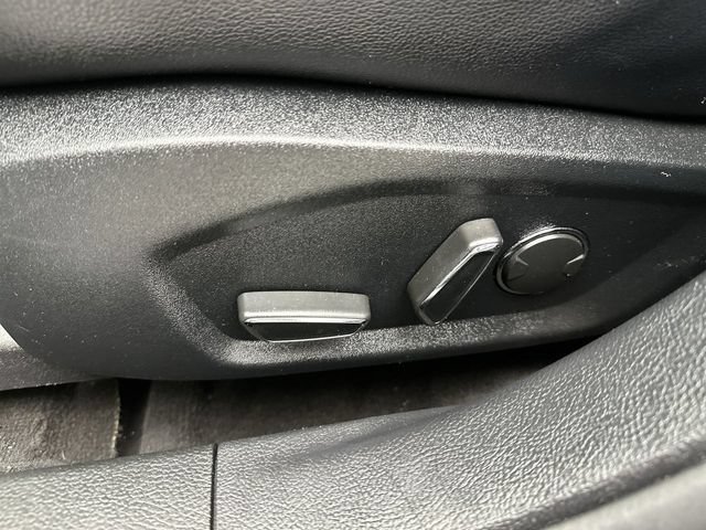 Used 2020 Ford Fusion Titanium AWD/4WD image 12