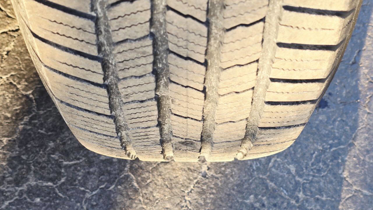 Used 2017 Buick Enclave Premium w/ Experience Buick Package image 32