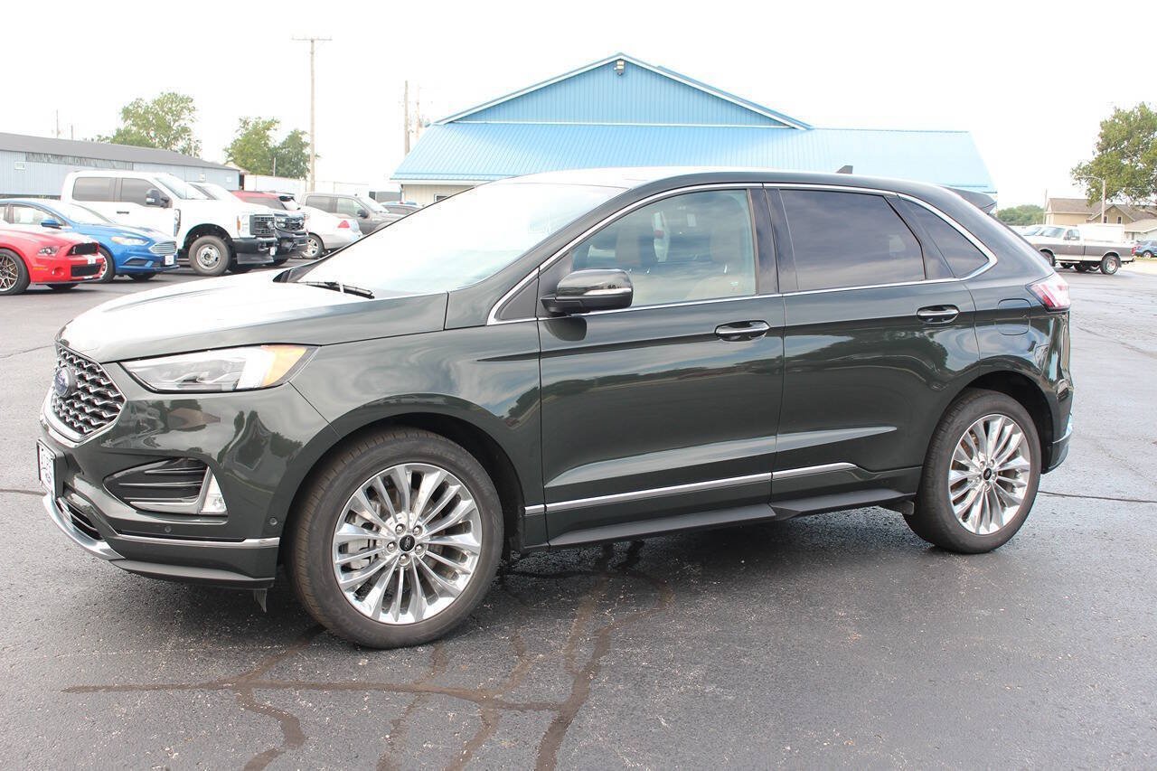 Used 2024 Ford Edge Titanium w/ Titanium Elite Package AWD/4WD image 1