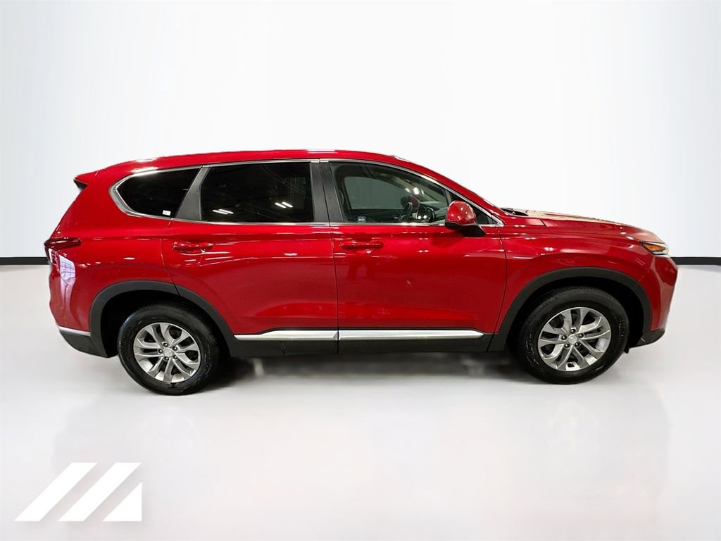 Used 2020 Hyundai Santa Fe SE image 4