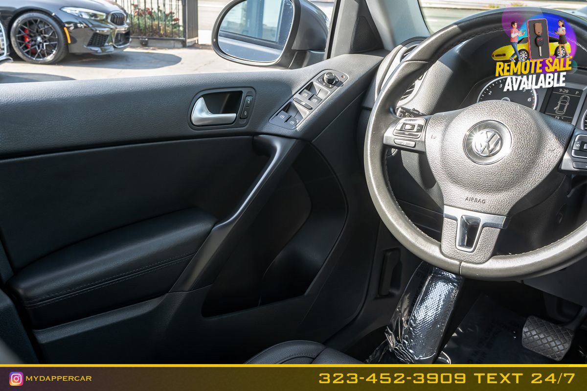 Used 2016 Volkswagen Tiguan S FWD image 19