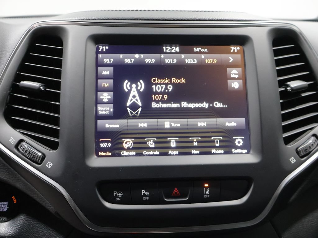 Used 2023 Jeep Cherokee Altitude Lux AWD/4WD image 24