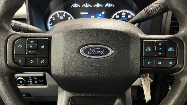 Used 2024 Ford F250 XL w/ XL Chrome Package image 16