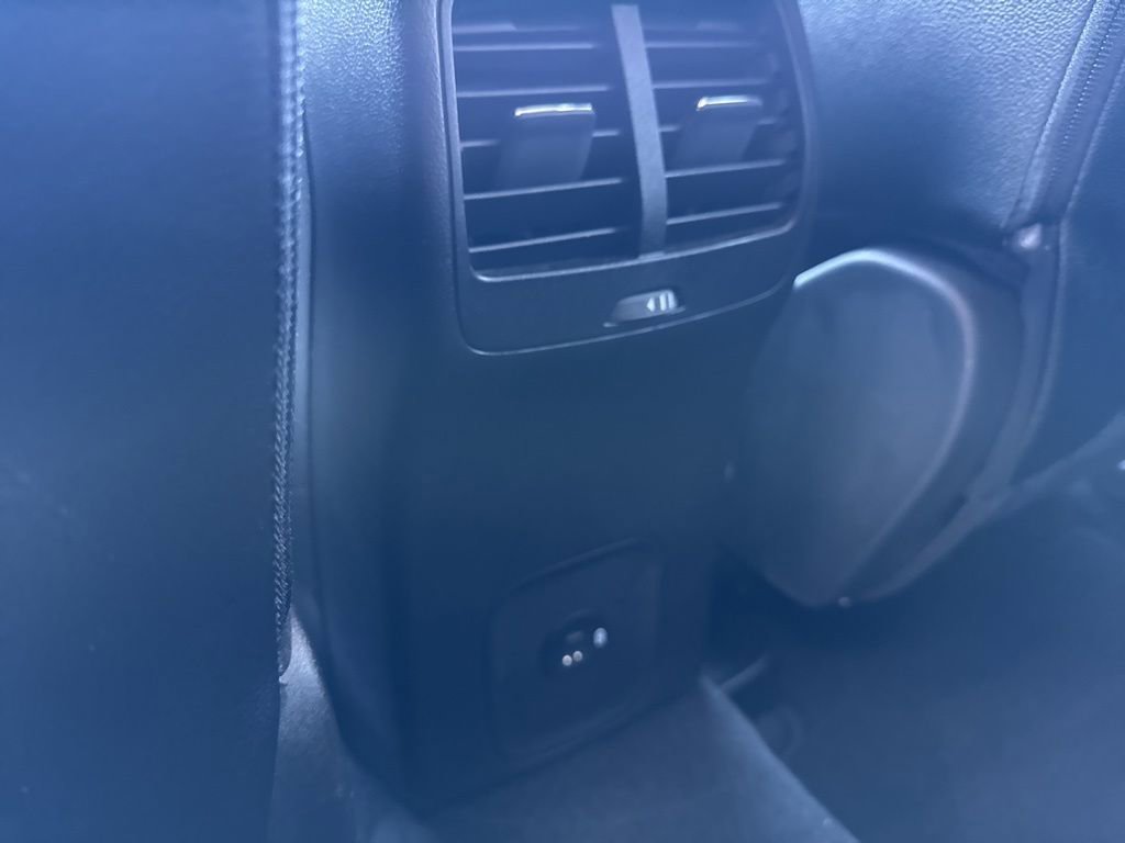 Used 2022 Ford Escape SEL image 33