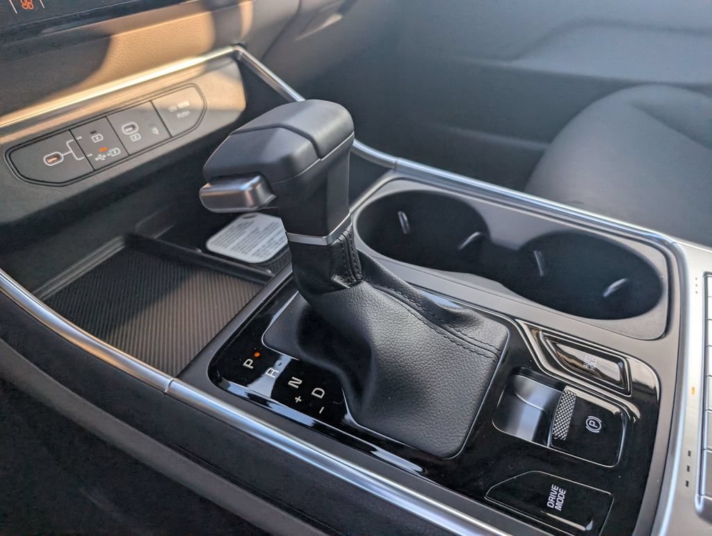 New 2026 Kia Carnival EX FWD image 18