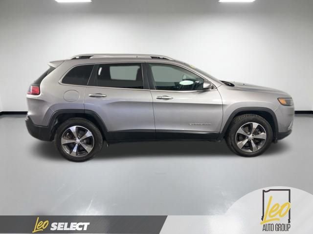 Used 2019 Jeep Cherokee Limited AWD/4WD image 7