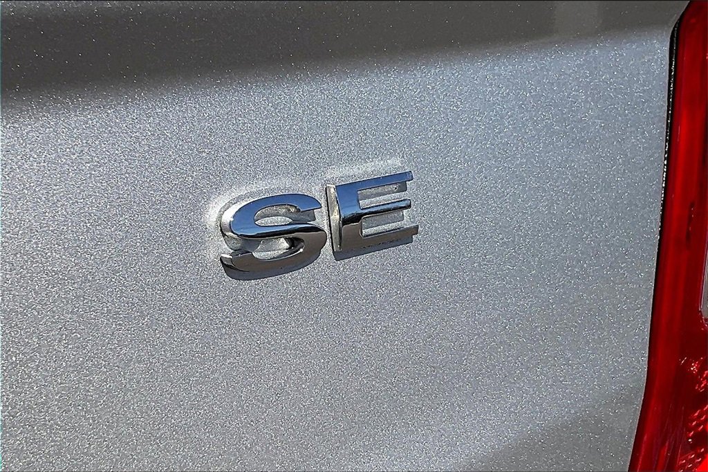 Used 2011 Ford Fusion SE w/ 201A Rapid Spec Order Code image 14