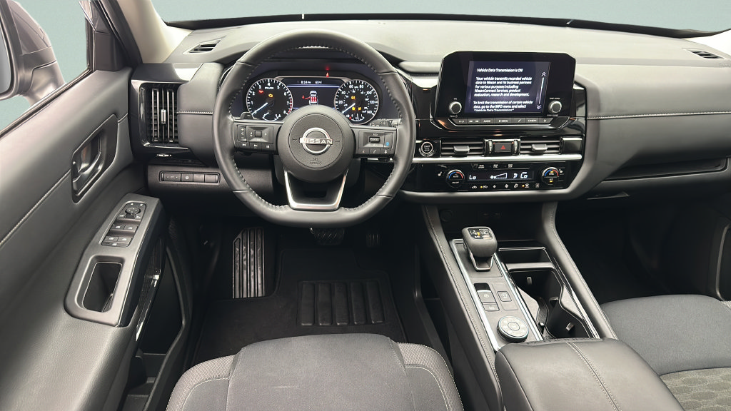 Used 2024 Nissan Pathfinder SV AWD/4WD image 9