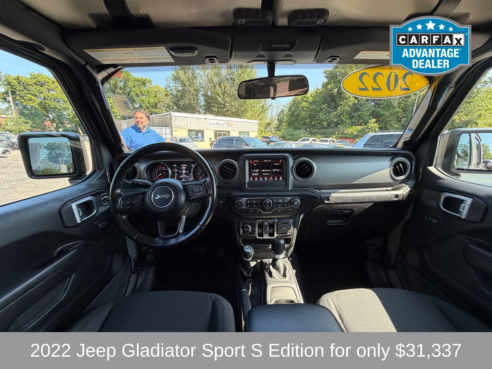 Used 2022 Jeep Gladiator Sport AWD/4WD image 14