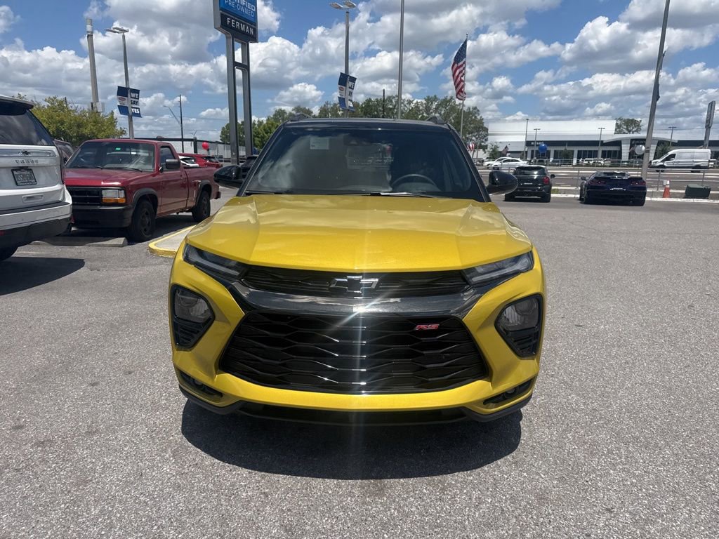 Used 2023 Chevrolet TrailBlazer RS w/ Convenience Package FWD image 2