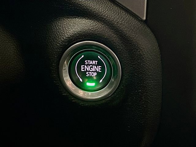 Used 2021 GMC Sierra 1500 SLT w/ SLT Convenience Package AWD/4WD image 15