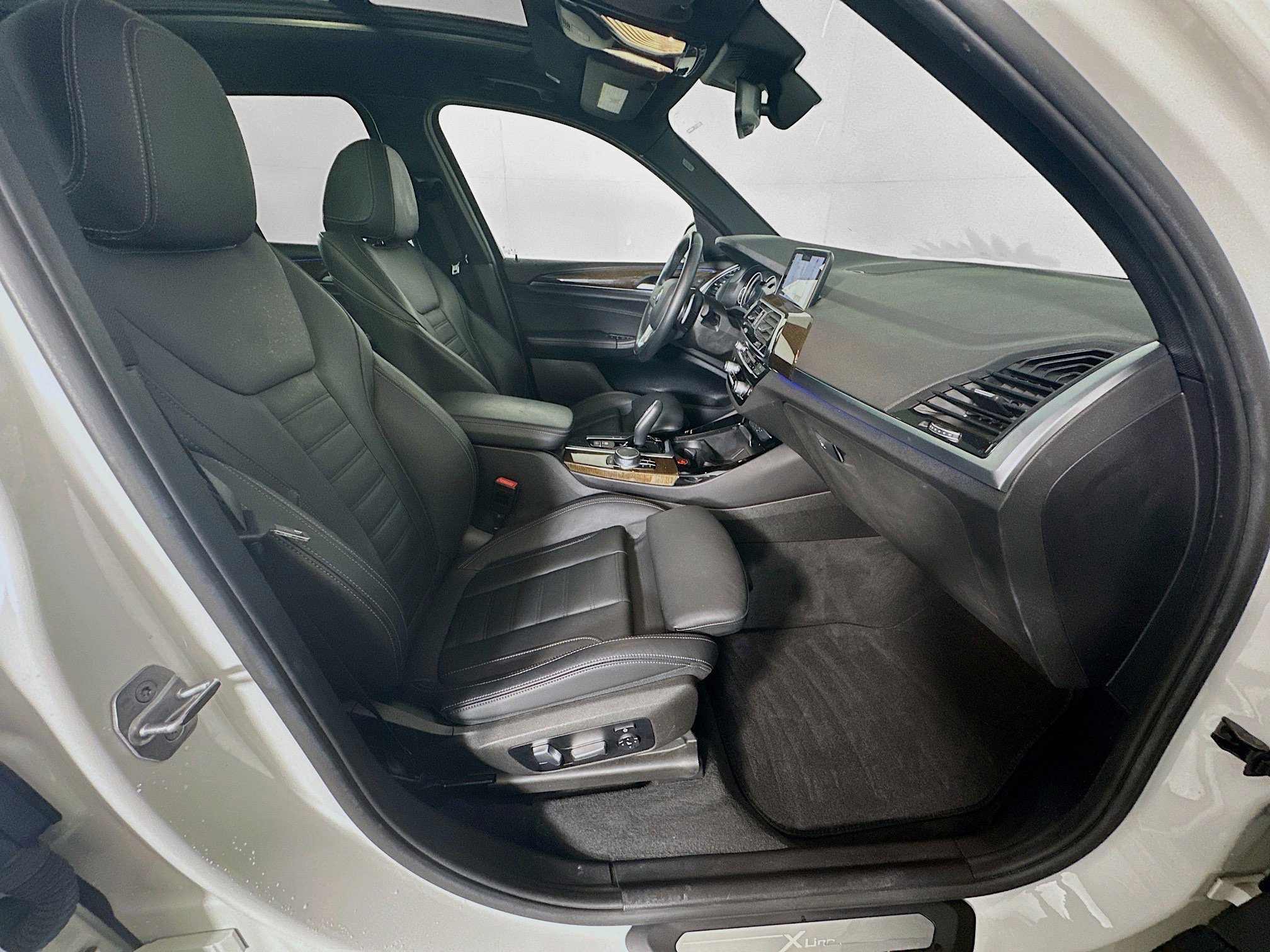 Used 2019 BMW X3 sDrive30i w/ Premium Package image 34