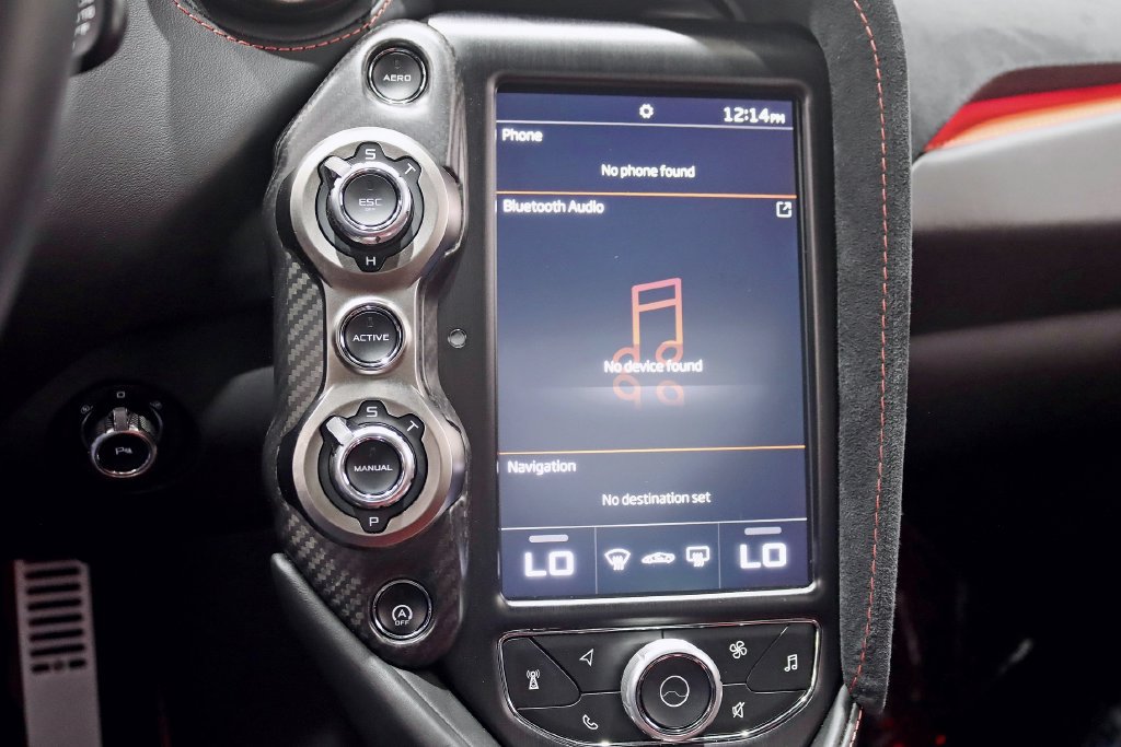 Used 2018 McLaren 720S Performance RWD image 34