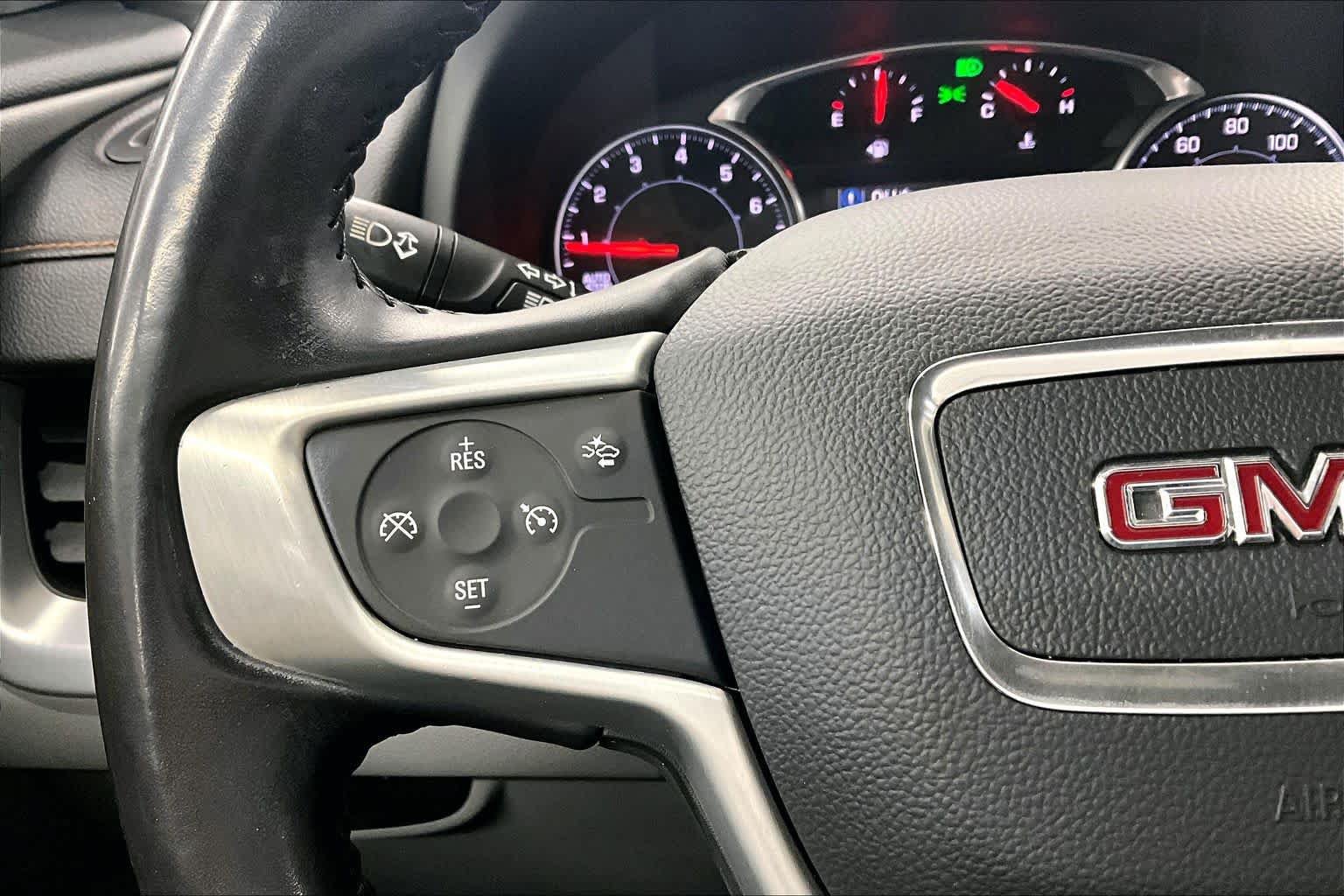 Used 2020 GMC Terrain SLE FWD image 24